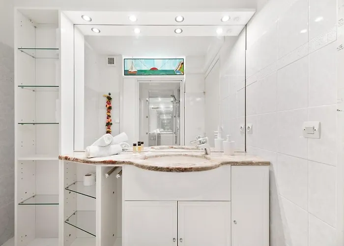 Apartament Le Riviera Prestige Front De Terrasse Parking *